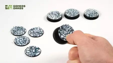 Frost Lake - Round 32mm (x8) - Battle Ready Bases- Gamers Grass