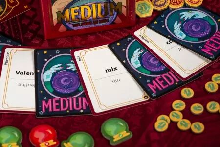 Medium: La Main du Destin - Synapses Games