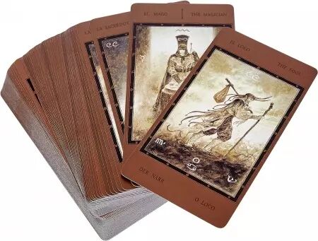 Tarot divinatoire The Labyrinth par Luis Royo 